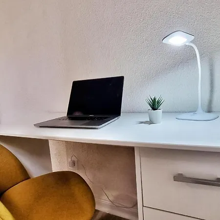 Cosmopolitan - 6 Pers - Gare - Fibre Apartamento *